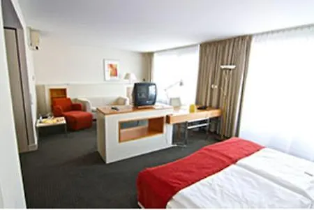 Visit Hotel 4*