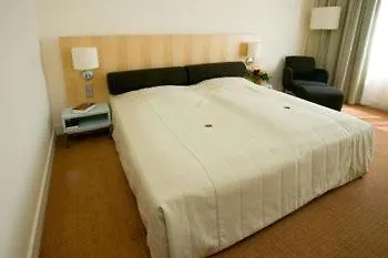 Visit 4* BRE